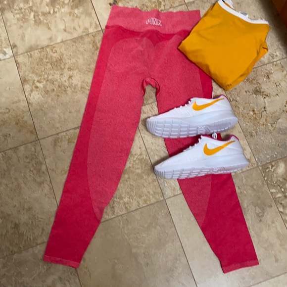 PINK Victoria's Secret Other - Victoria’s Secret Pink Active Leggings M